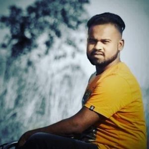 Meet your Posher, Manish